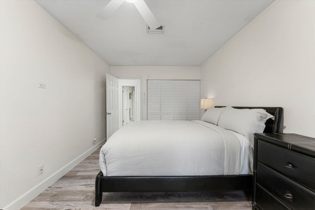 6515 Sw 8th Place - Photo 23