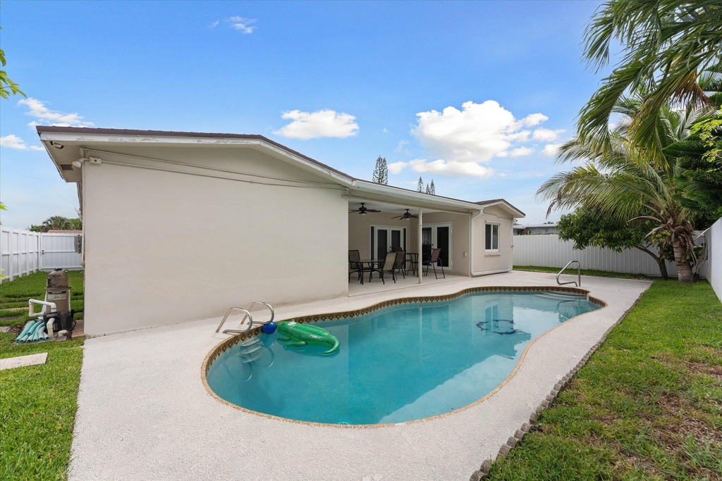 6515 Sw 8th Place - Photo 31
