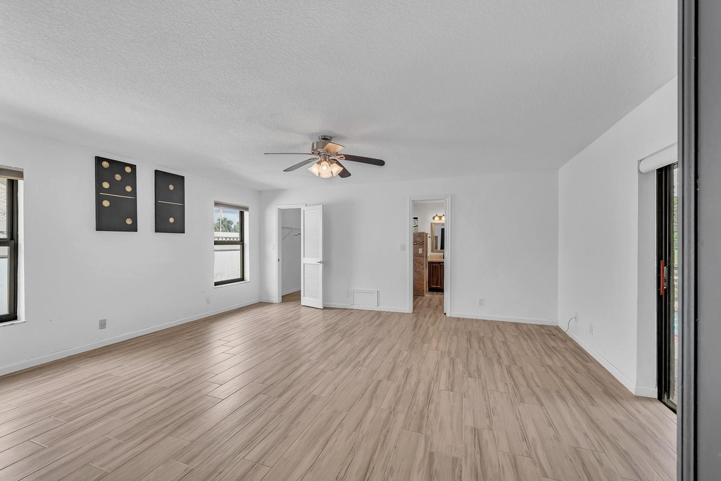 303 Nw 105th Terrace - Photo 20