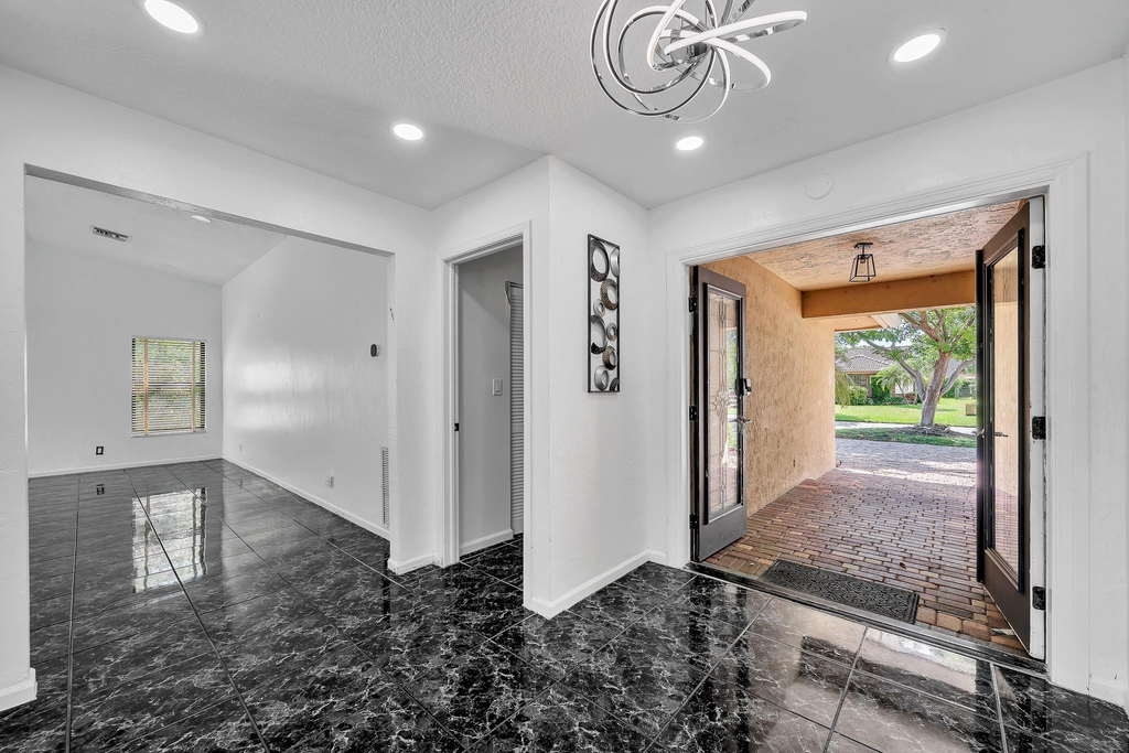 303 Nw 105th Terrace - Photo 50