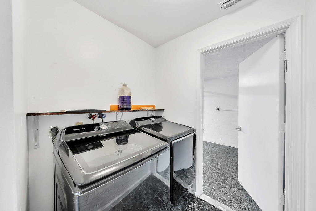 303 Nw 105th Terrace - Photo 52