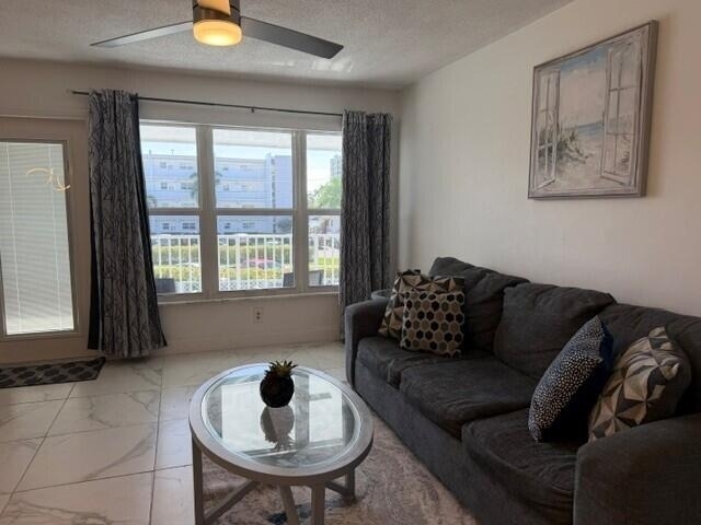 1110 N Riverside Drive - Photo 9