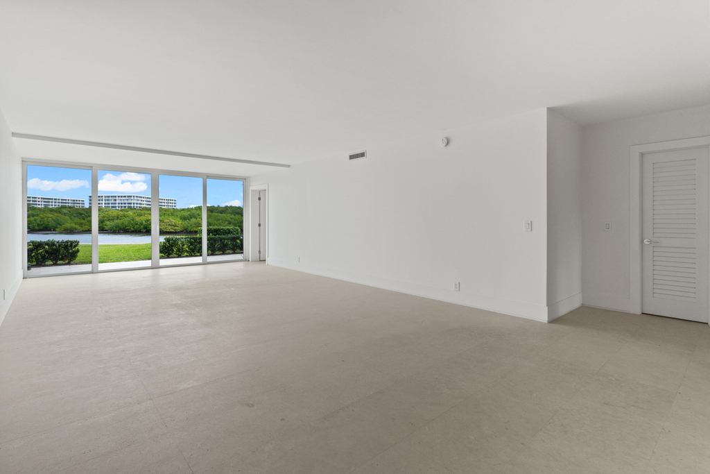 2185 Ibis Isle Road - Photo 9