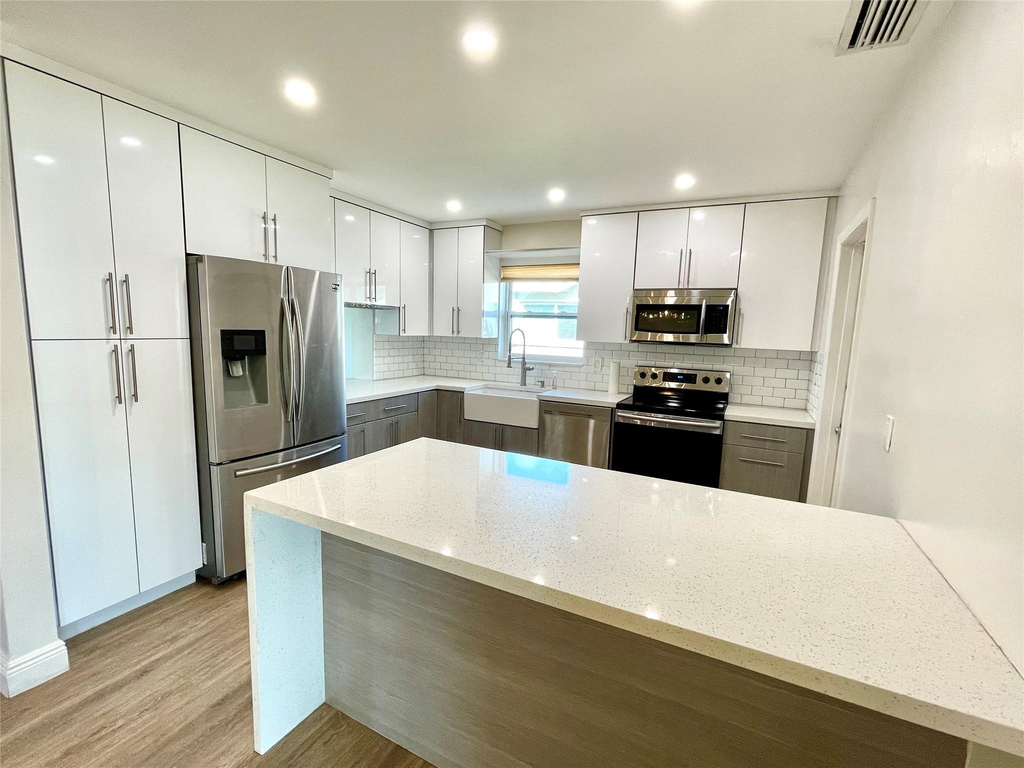 2090 Nw 84th Terrace - Photo 6