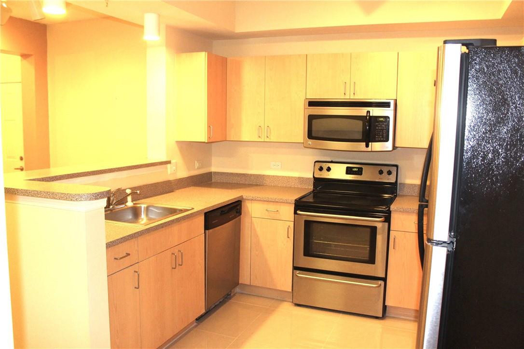 533 Ne 3rd Avenue - Photo 3