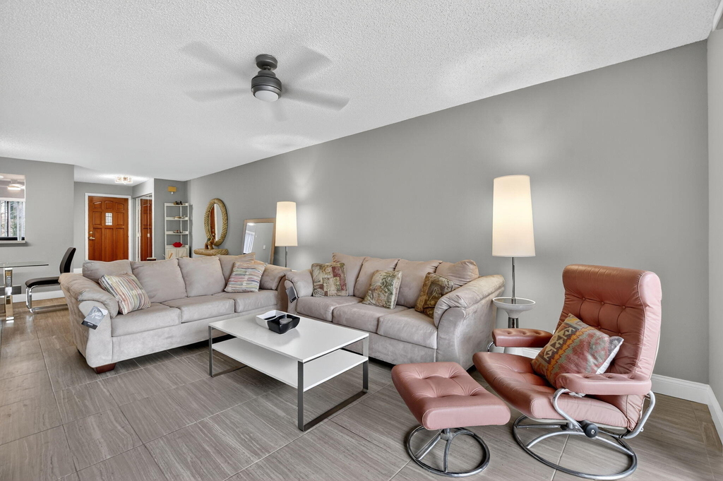 7773 La Mirada Drive - Photo 9