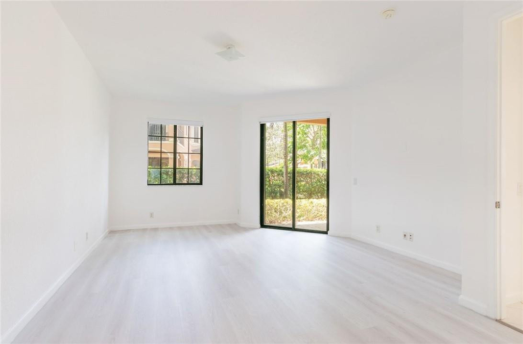 2692 Center Ct Drive - Photo 9