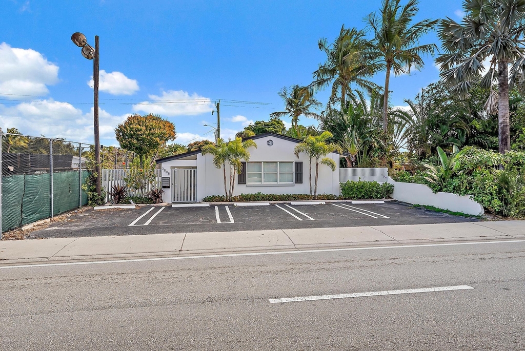 3808 Broadway - Photo 1