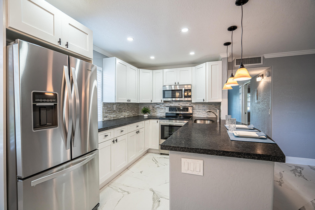 244 Normandy F Lane - Photo 6