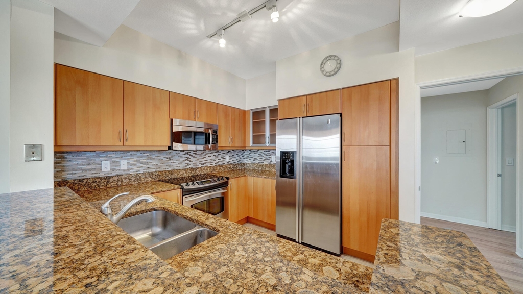 233 S Federal Highway - Photo 9