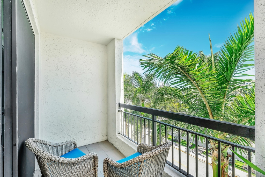 233 S Federal Highway - Photo 18