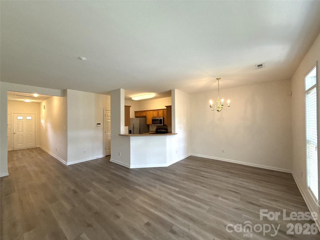 4606 Kingsland Court - Photo 4