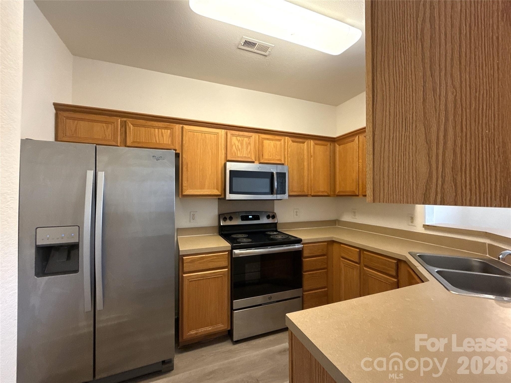 4606 Kingsland Court - Photo 6