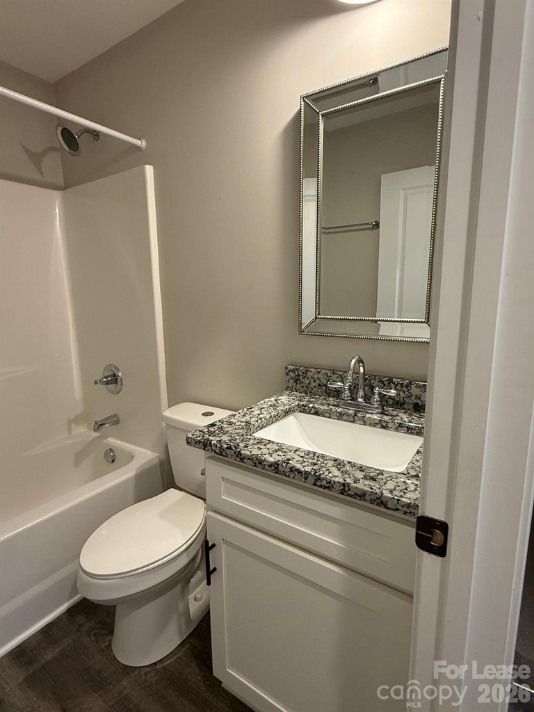 404 S Rose Avenue - Photo 12