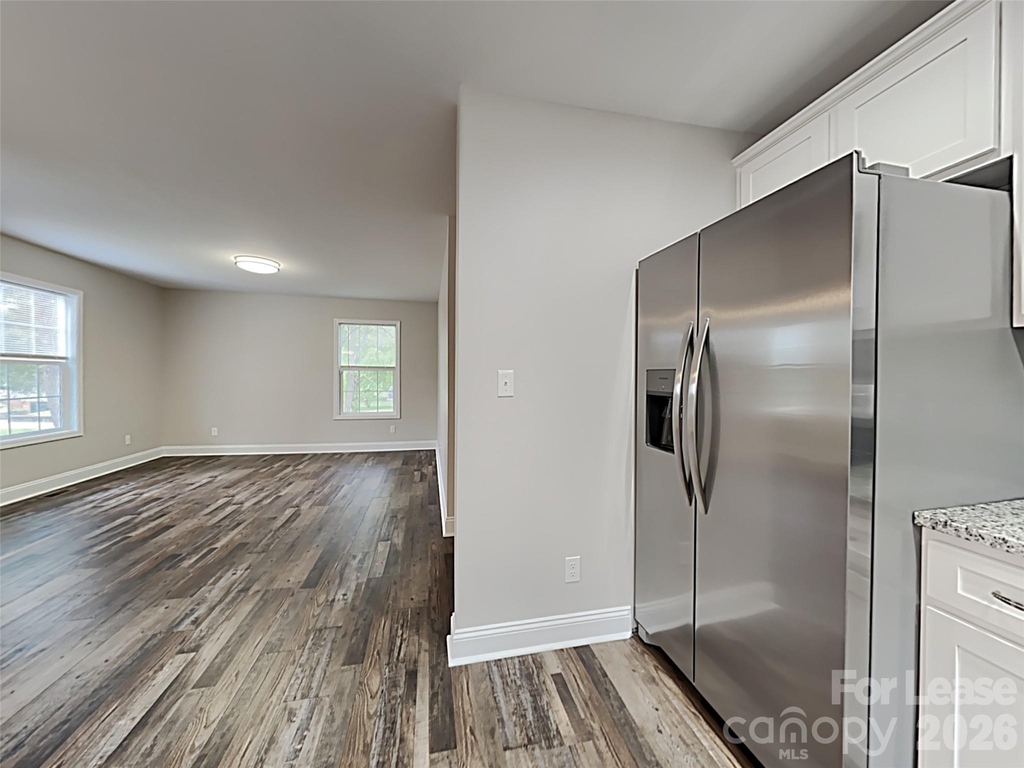 1217 Martin Luther King Jr Avenue - Photo 3
