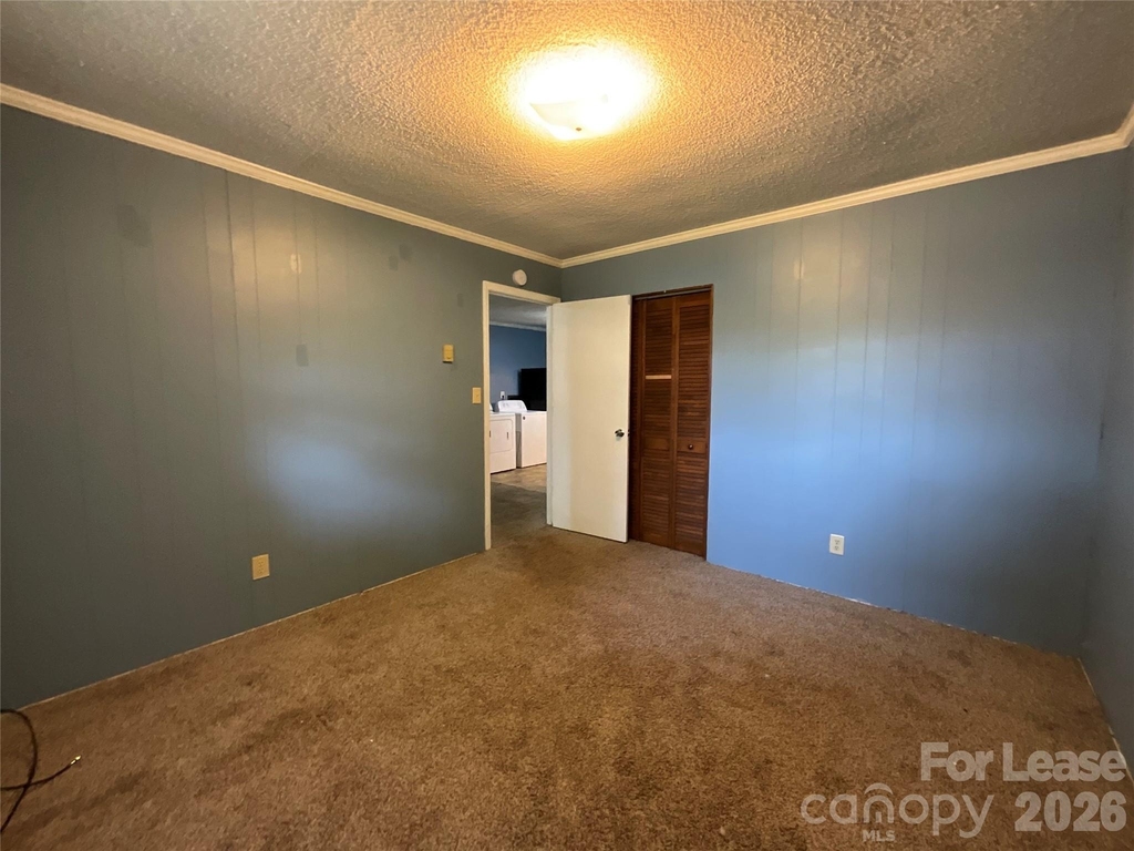 1380 Fairley Avenue - Photo 7