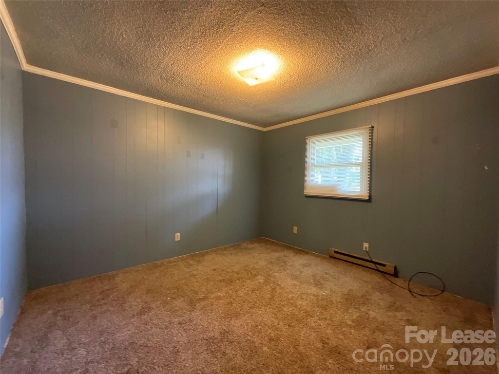 1380 Fairley Avenue - Photo 6