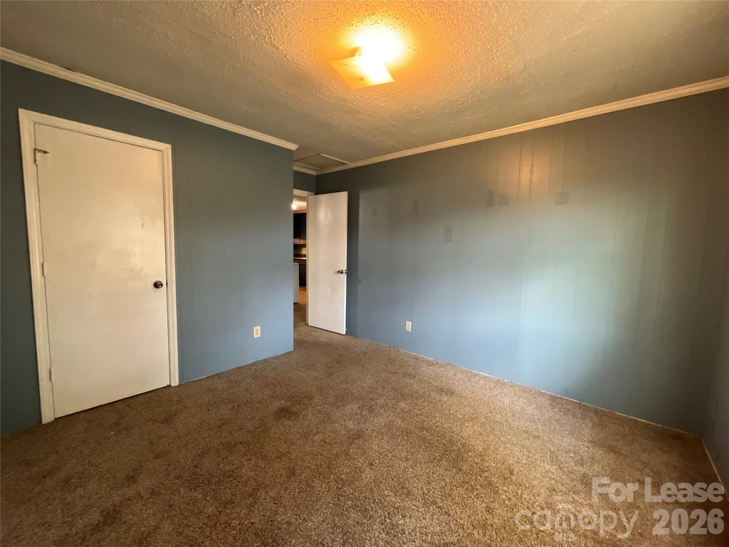 1380 Fairley Avenue - Photo 9