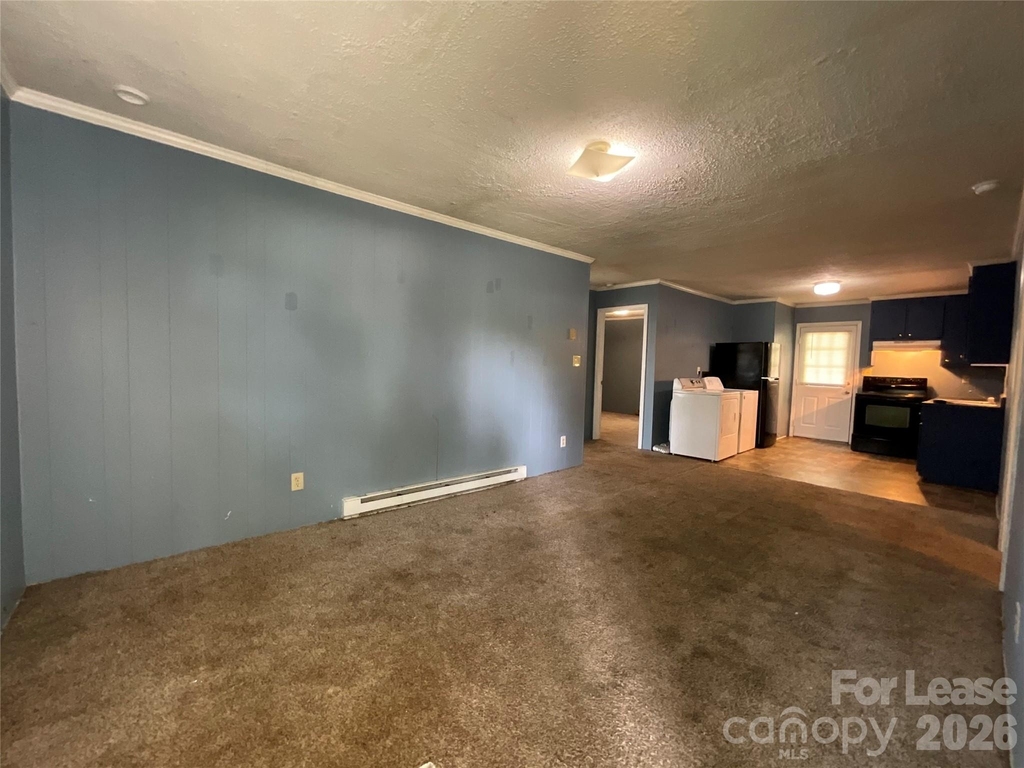 1380 Fairley Avenue - Photo 3