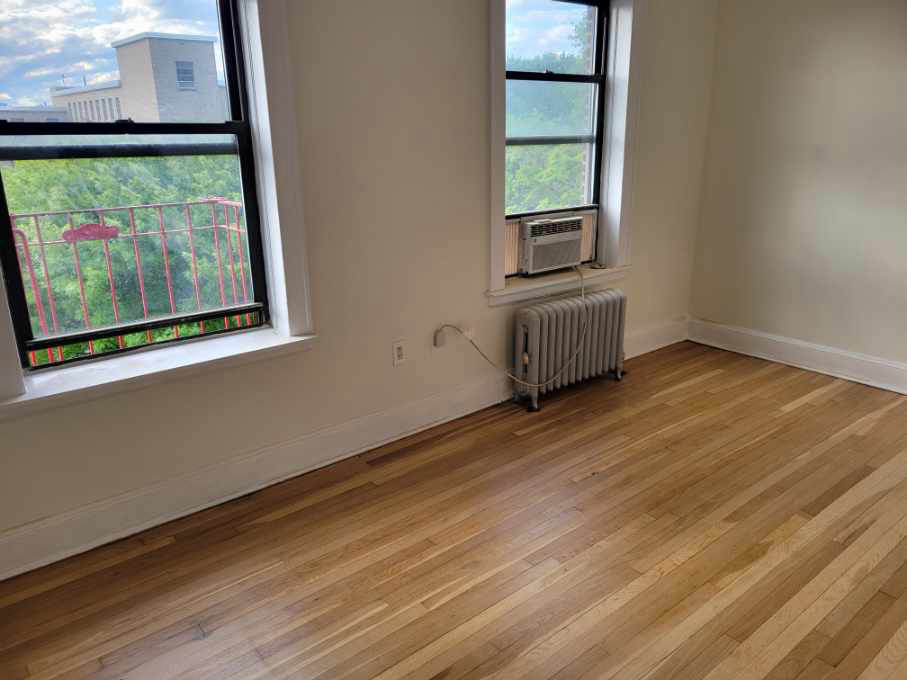 27th Street - Photo 2