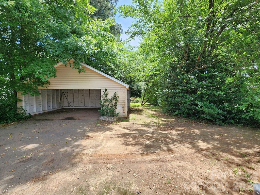 907 S Jackson Street - Photo 12