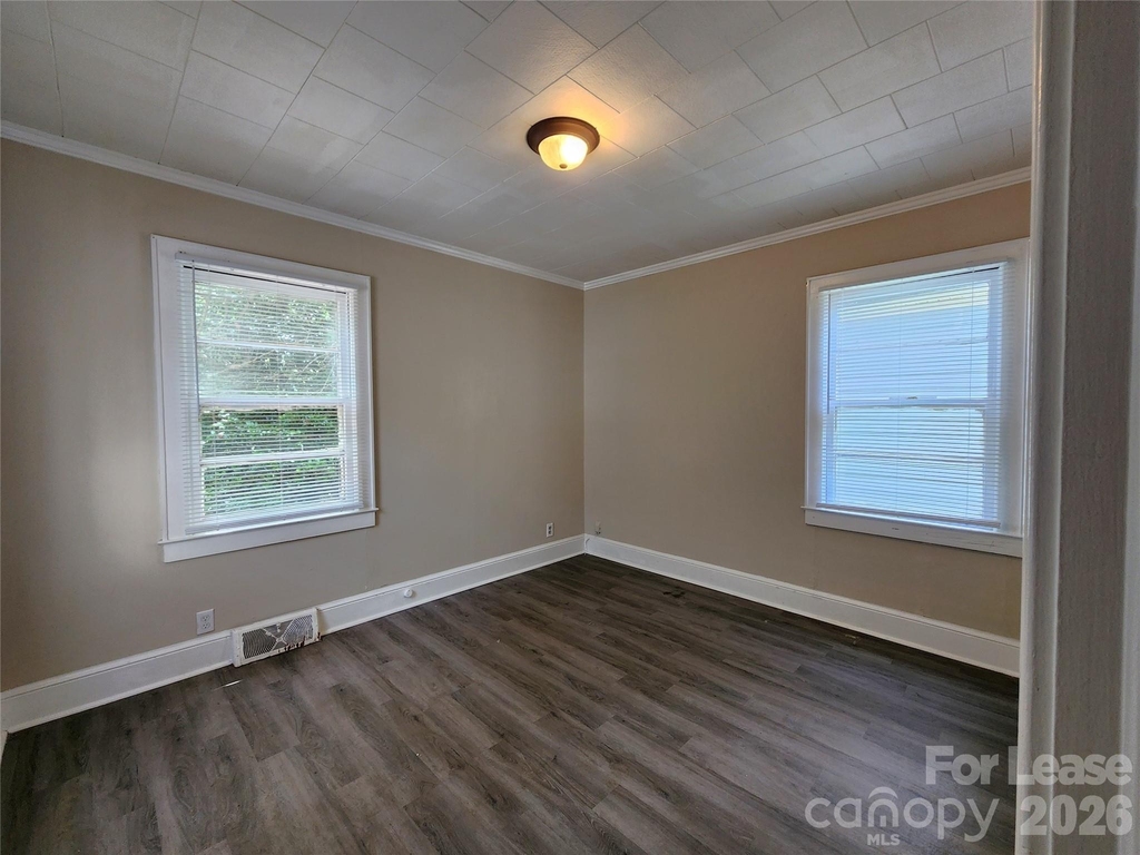 907 S Jackson Street - Photo 7