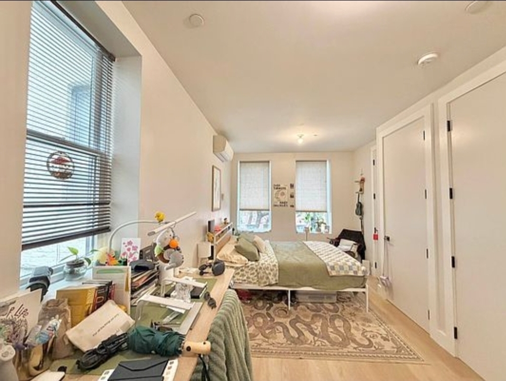 727 Dekalb Avenue - Photo 5