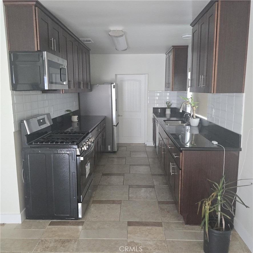 6704 Rhea - Photo 10
