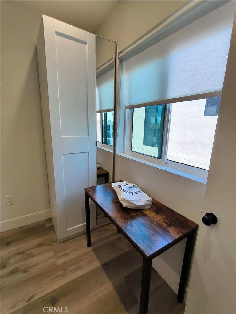 3020 S Normandie Street - Photo 4