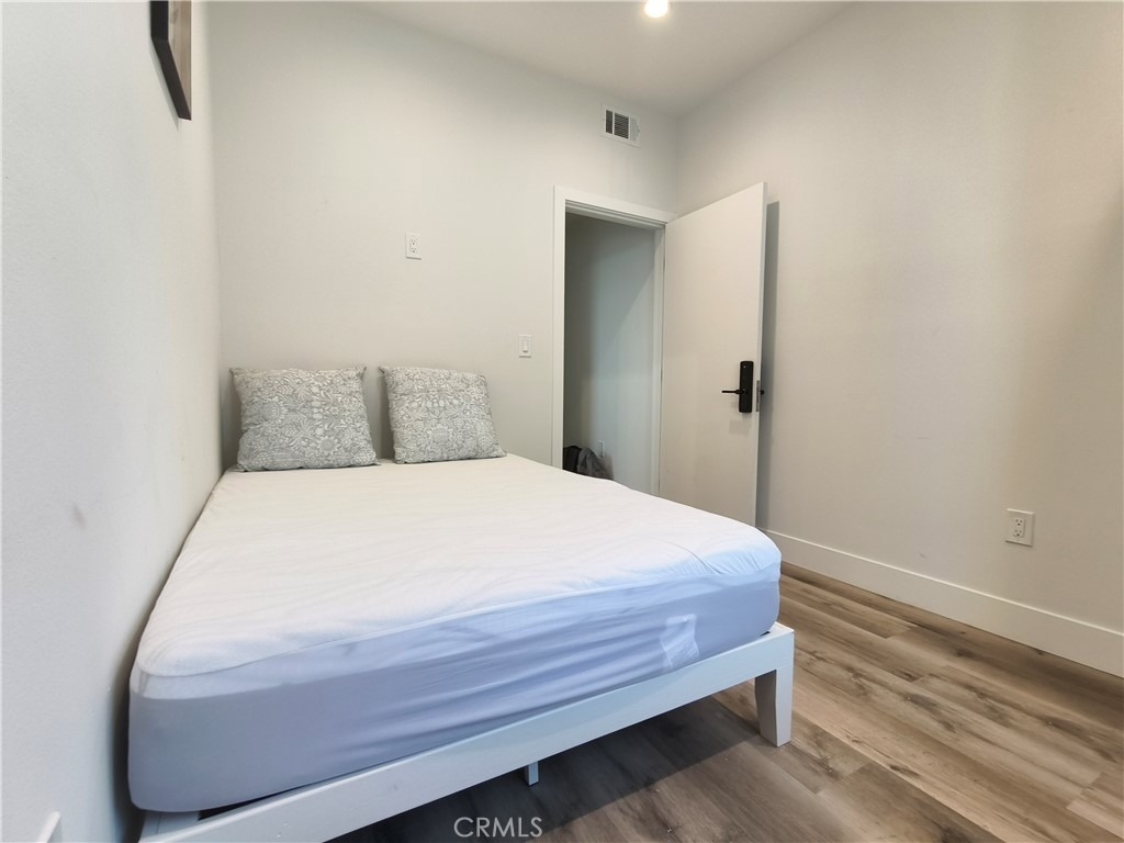 3020 S Normandie Street - Photo 3