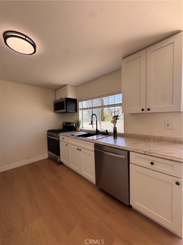 1734 Prospect Ave - Photo 6