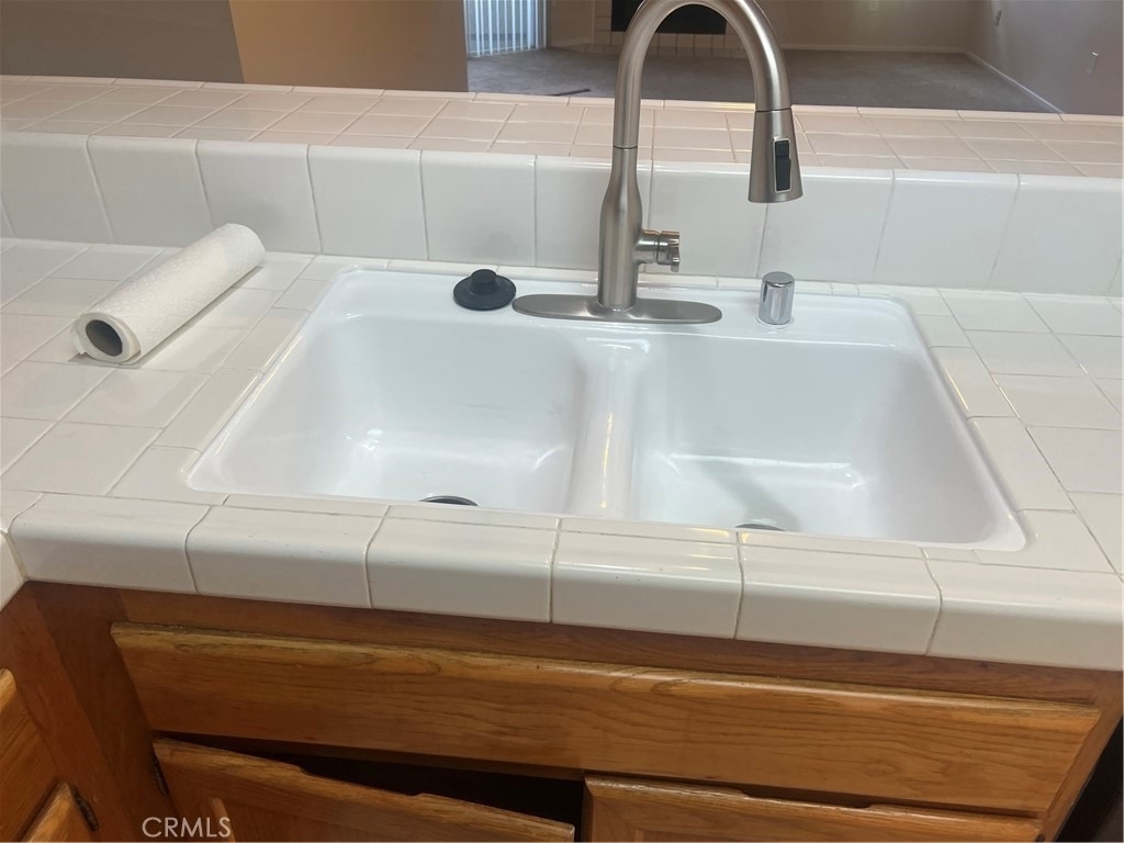 1441 Brett Place - Photo 8