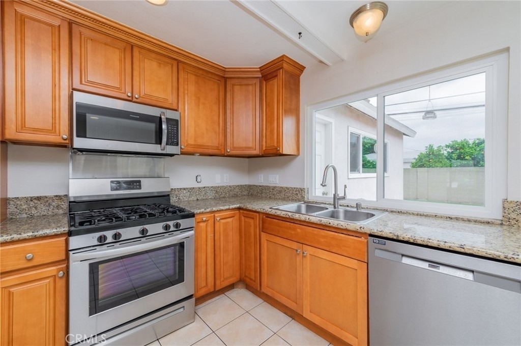 16752 Leafwood Circle - Photo 11