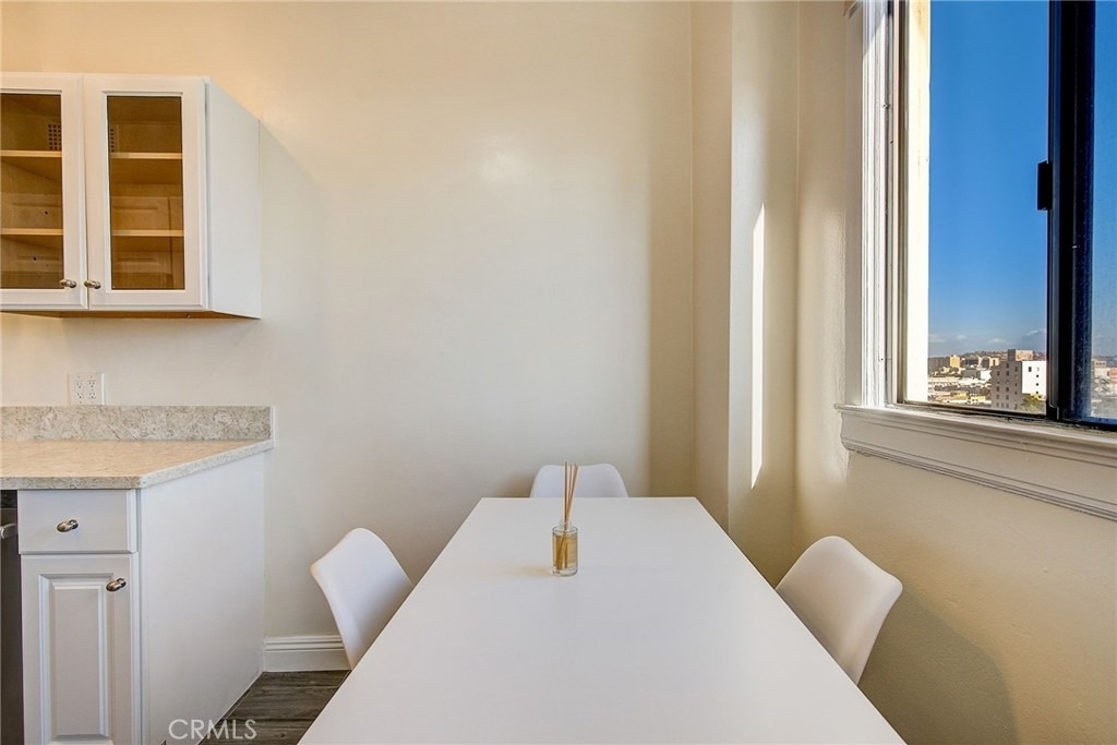 315 W 3rd Street - Photo 15