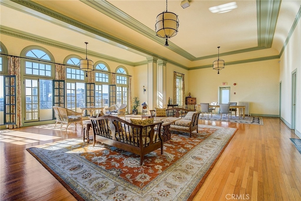 315 W 3rd Street - Photo 26
