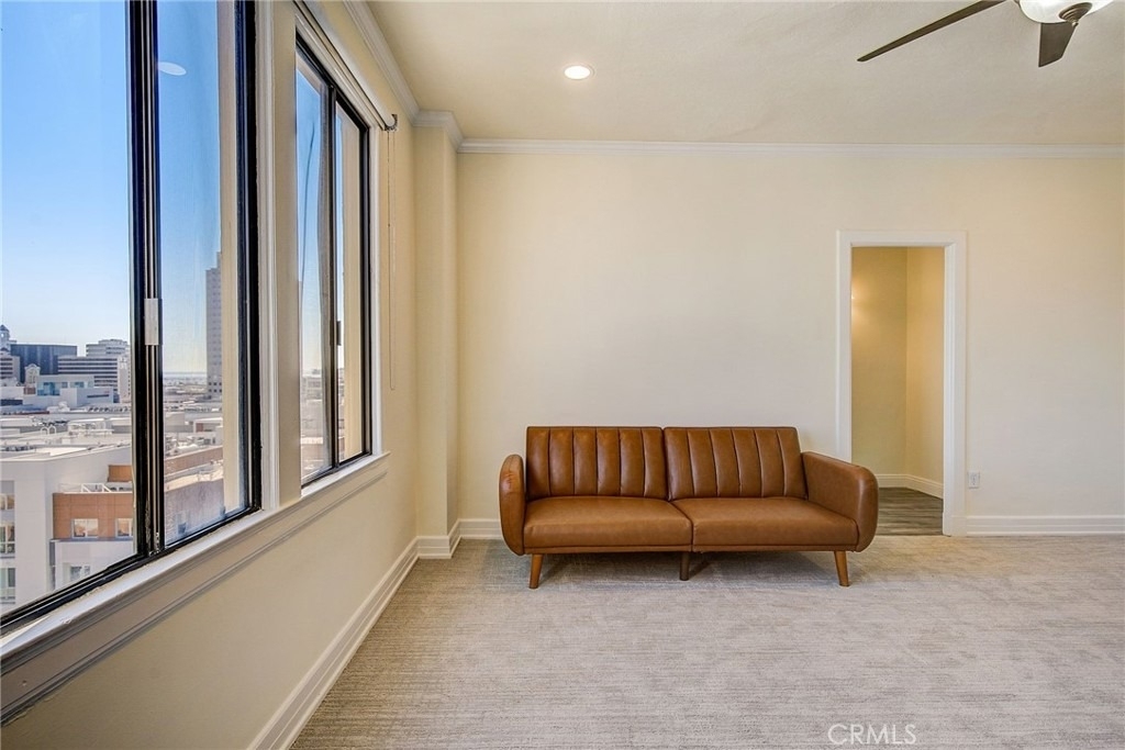 315 W 3rd Street - Photo 12
