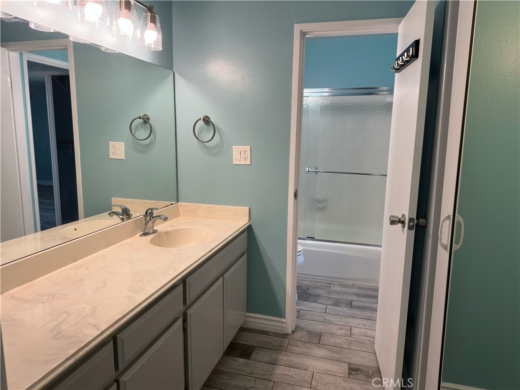 1750 E Ocean Boulevard - Photo 2