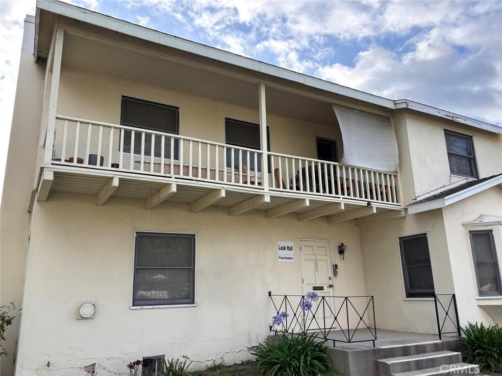 10007 Cole Road - Photo 1