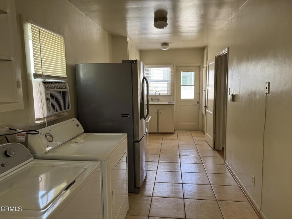 9173 1/2 E Las Tunas Drive - Photo 5