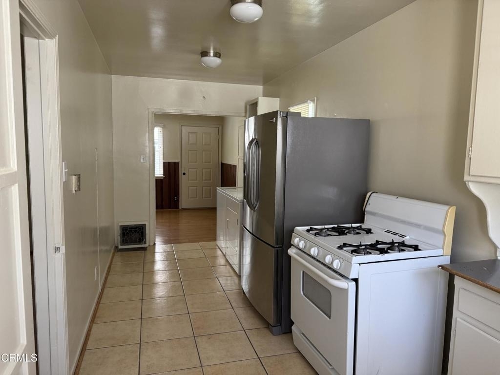 9173 1/2 E Las Tunas Drive - Photo 6