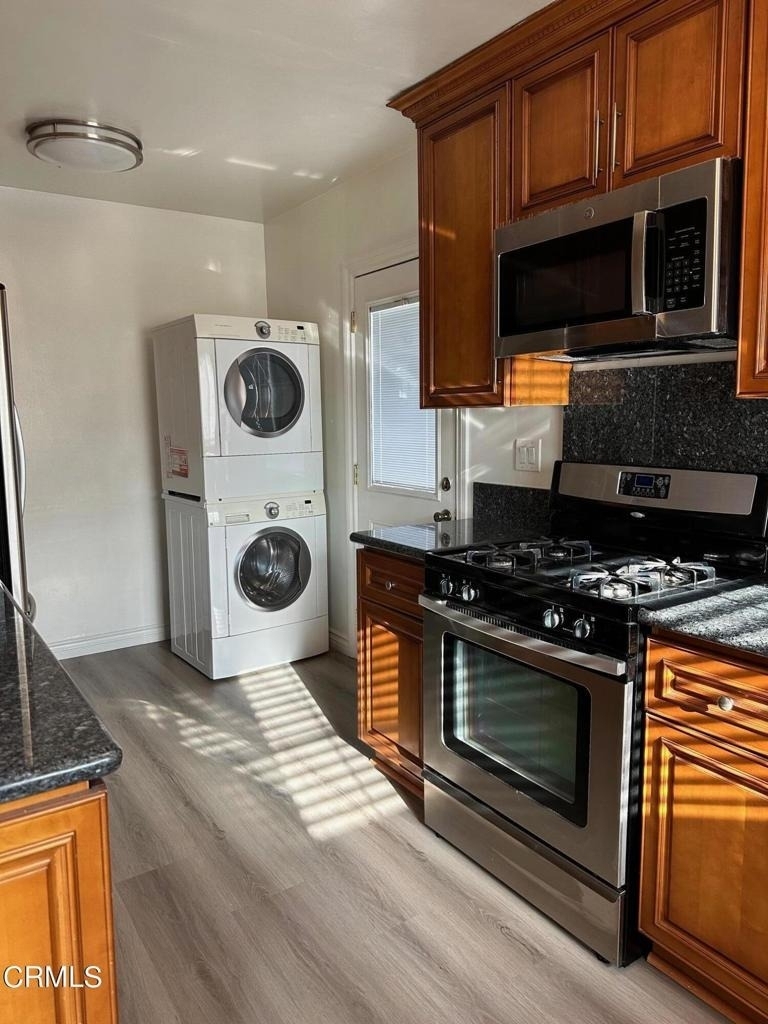 3739 Fairesta Street - Photo 9