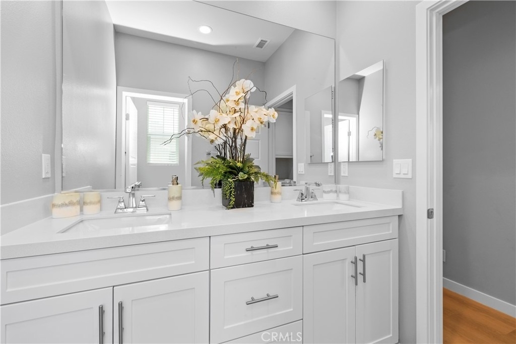 136 Modjeska - Photo 33