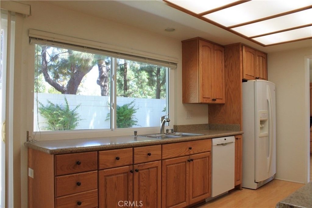3881 Hendrix Street - Photo 25