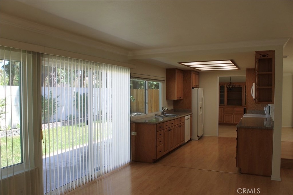 3881 Hendrix Street - Photo 21