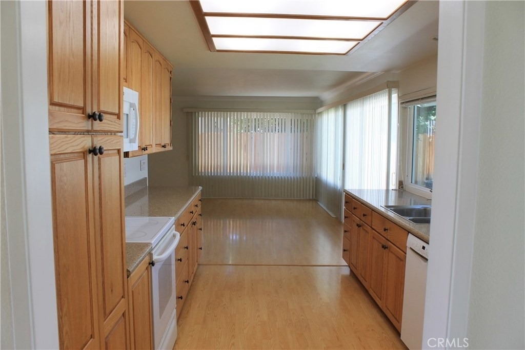 3881 Hendrix Street - Photo 30
