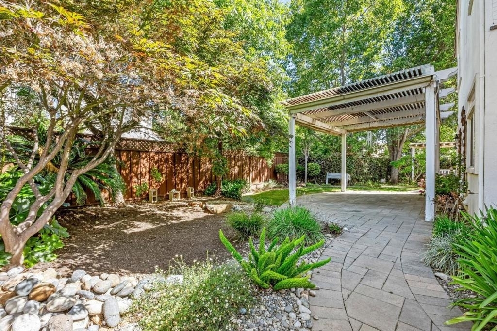 939 Skip Away Court - Photo 32
