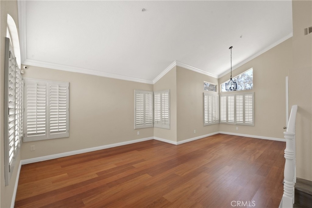 6598 Bradford Court - Photo 7