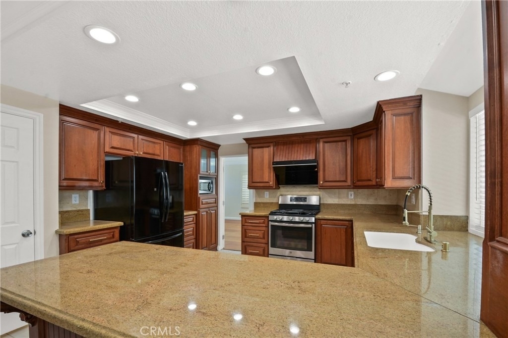 6598 Bradford Court - Photo 3