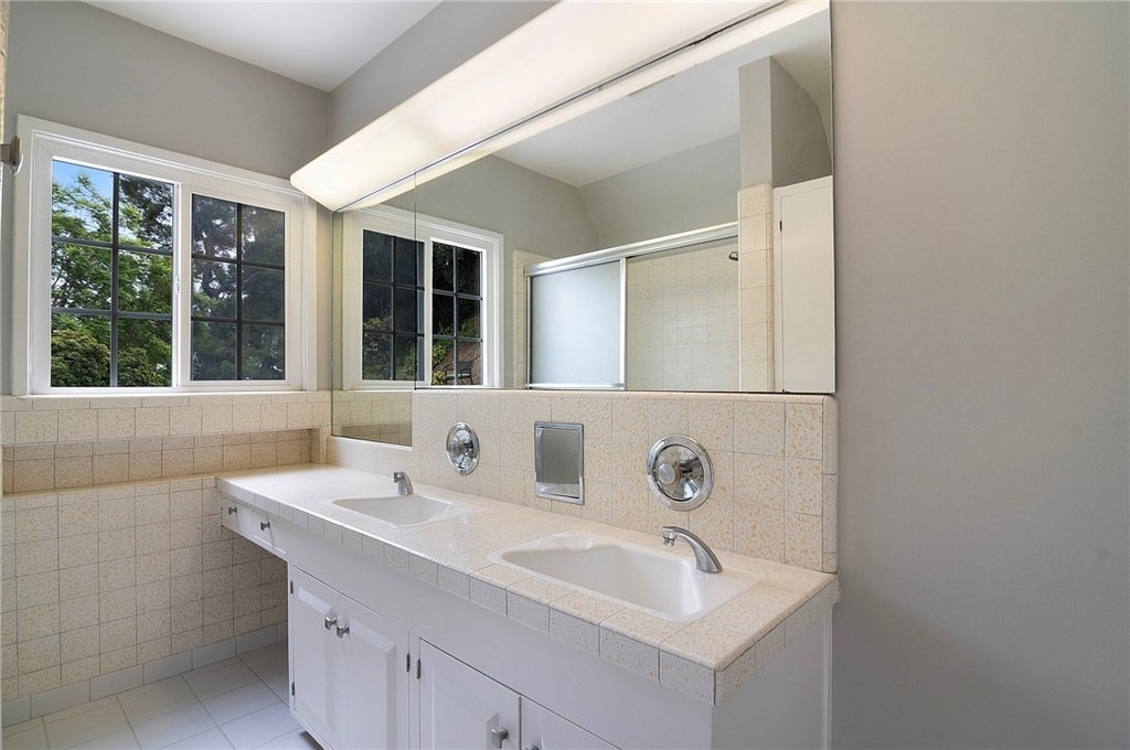 934 Highline - Photo 24