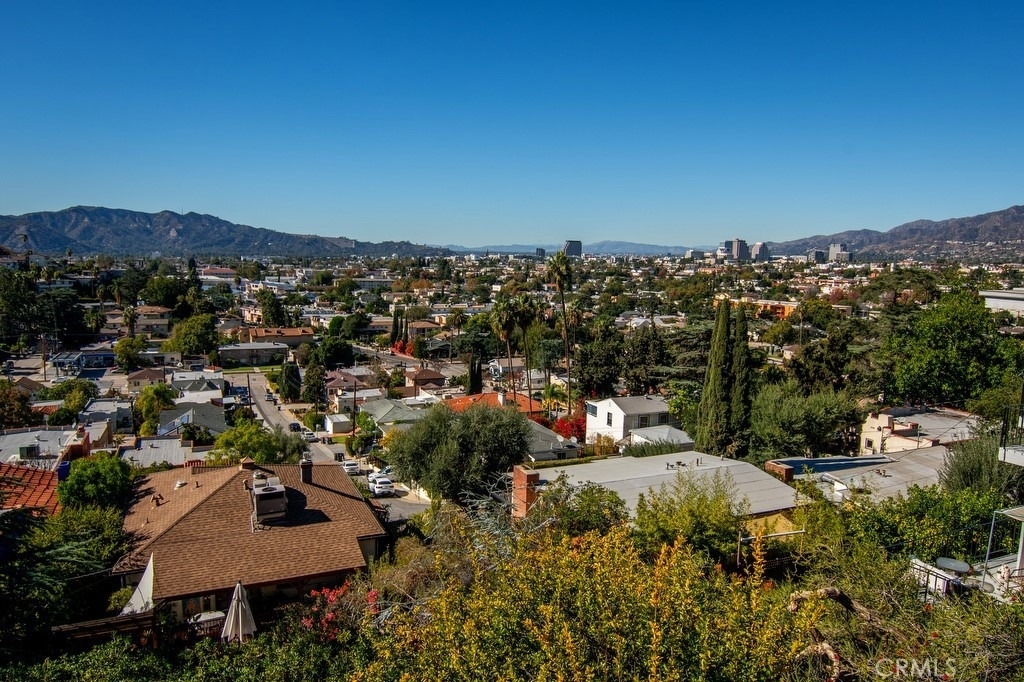 934 Highline - Photo 40